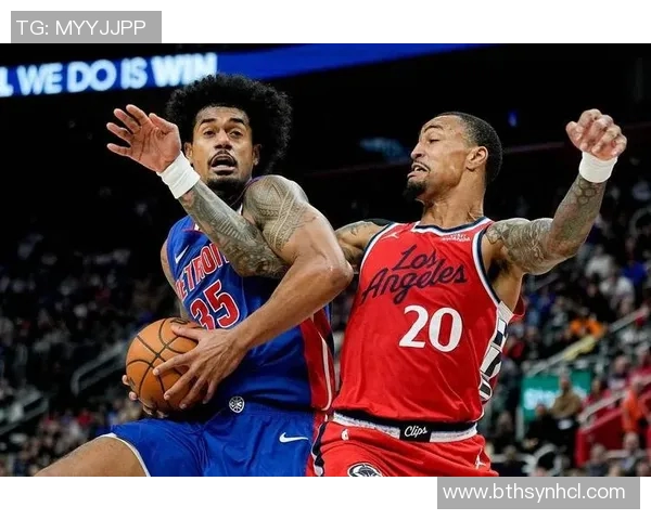 小卡关键抢断是犯规！裁判三秒内连续两次漏判 快船19分逆转活塞